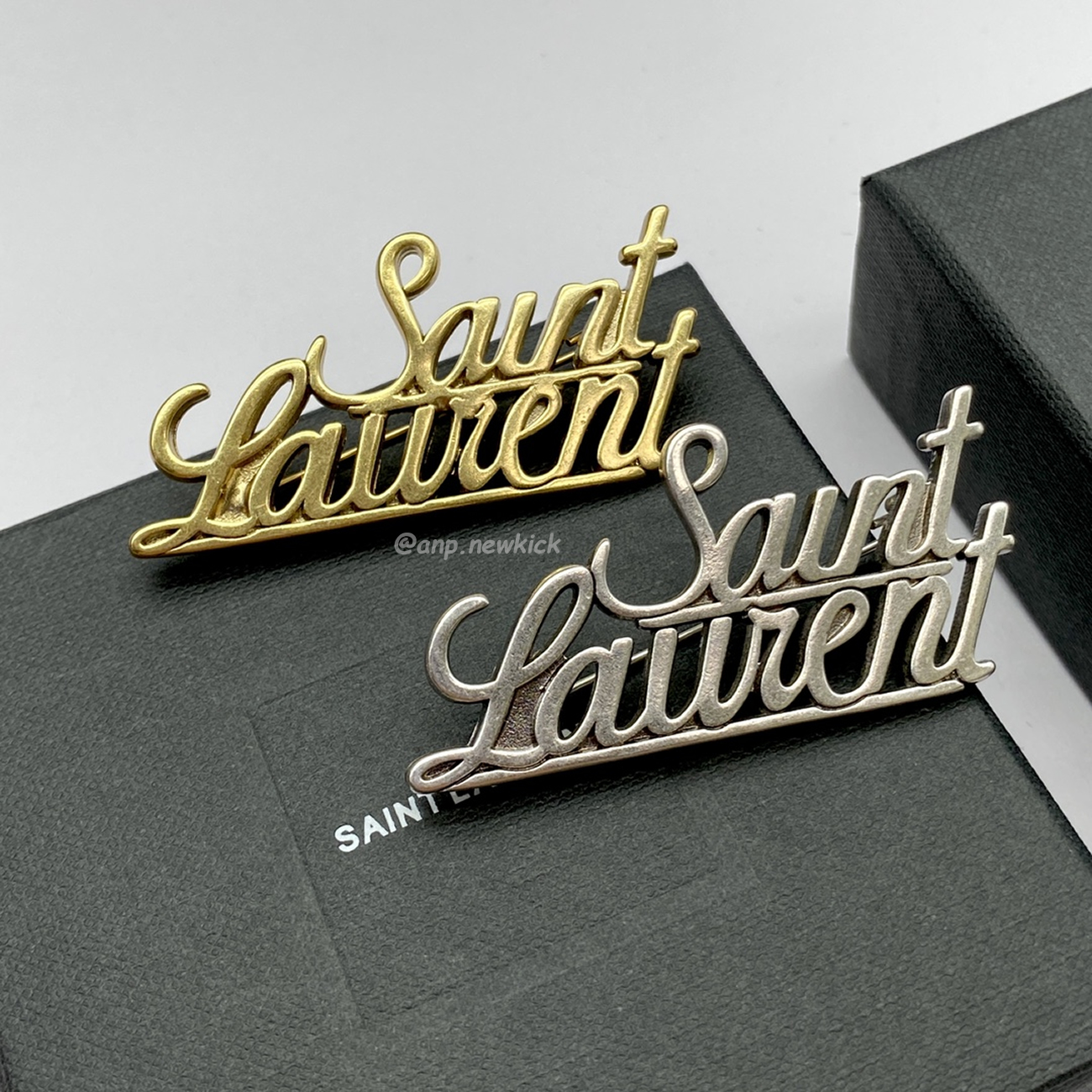 Saint Laurent Paris Saint Laurent Logo Brooch (1) - www.newkick.vip